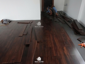 350m2 Sàn gỗ Chiu Liu tại căn nhà 7 tầng phố Hà Cầu