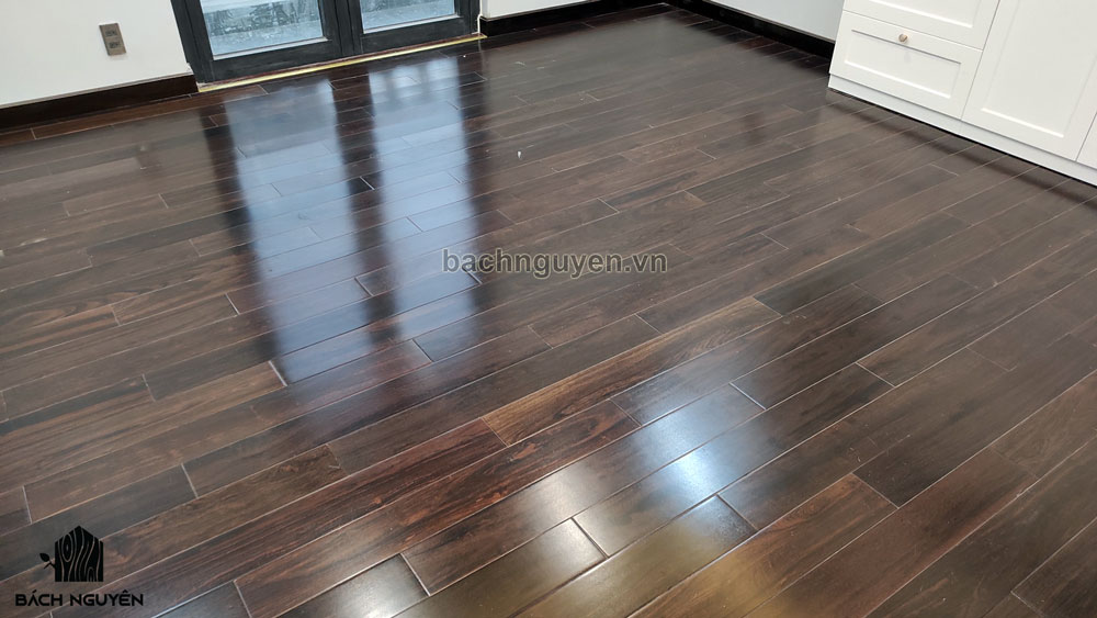 Lát sàn gỗ Chiu Liu tại Vinhome Imperia Hải Phòng