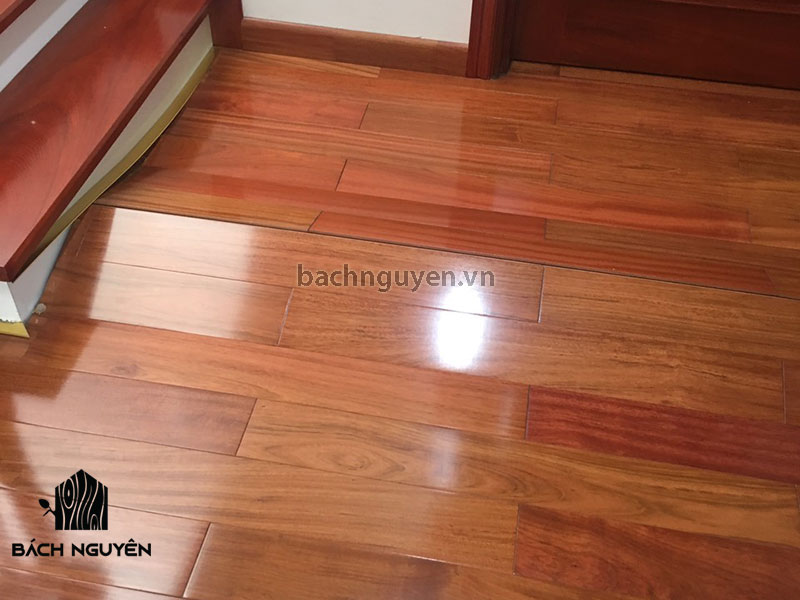 sàn gỗ tự nhiên cong vênh