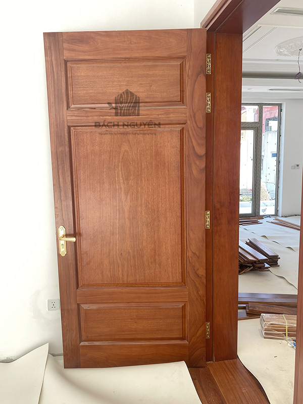cửa gỗ gõ đỏ